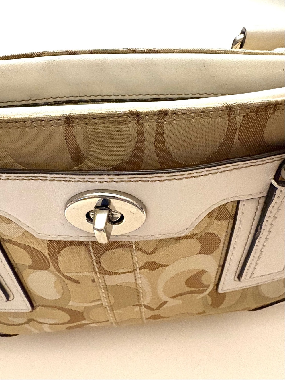 COACH Vintage Signature Hamptons Optic Madeleine Satchel Handbag, white/tan - Picture 3 of 8